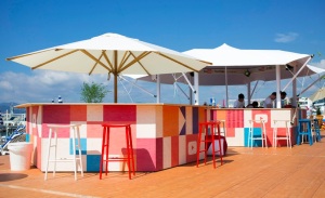 A collection of temporary structures throughout the “Google on the Beach 2015” (GoB) event in Cannes, France featured small, fabric-roofed pavilions using atypical materials. Photos: Google.